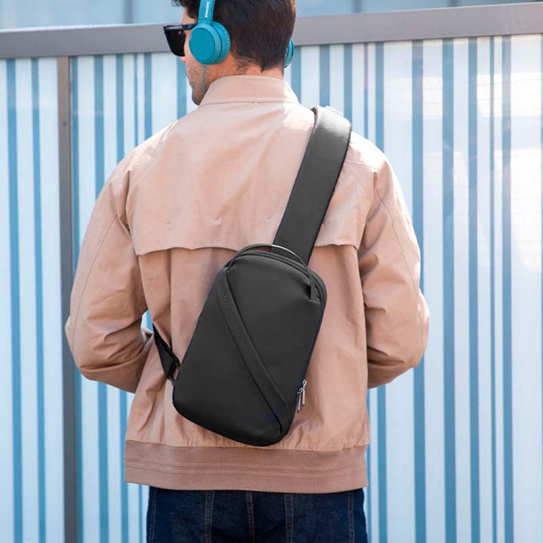 Backpack with one strap Mark Ryden Corsair 2.0 MR8518SJ