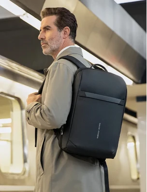 Aerux Black
